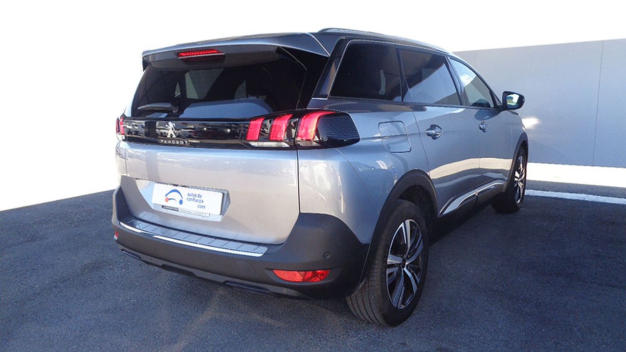peugeot 5008 2022 / foto grande (2)