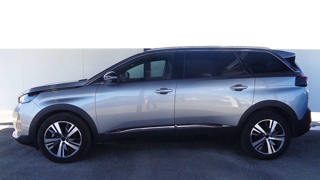 peugeot 5008 2024 / foto grande (3)
