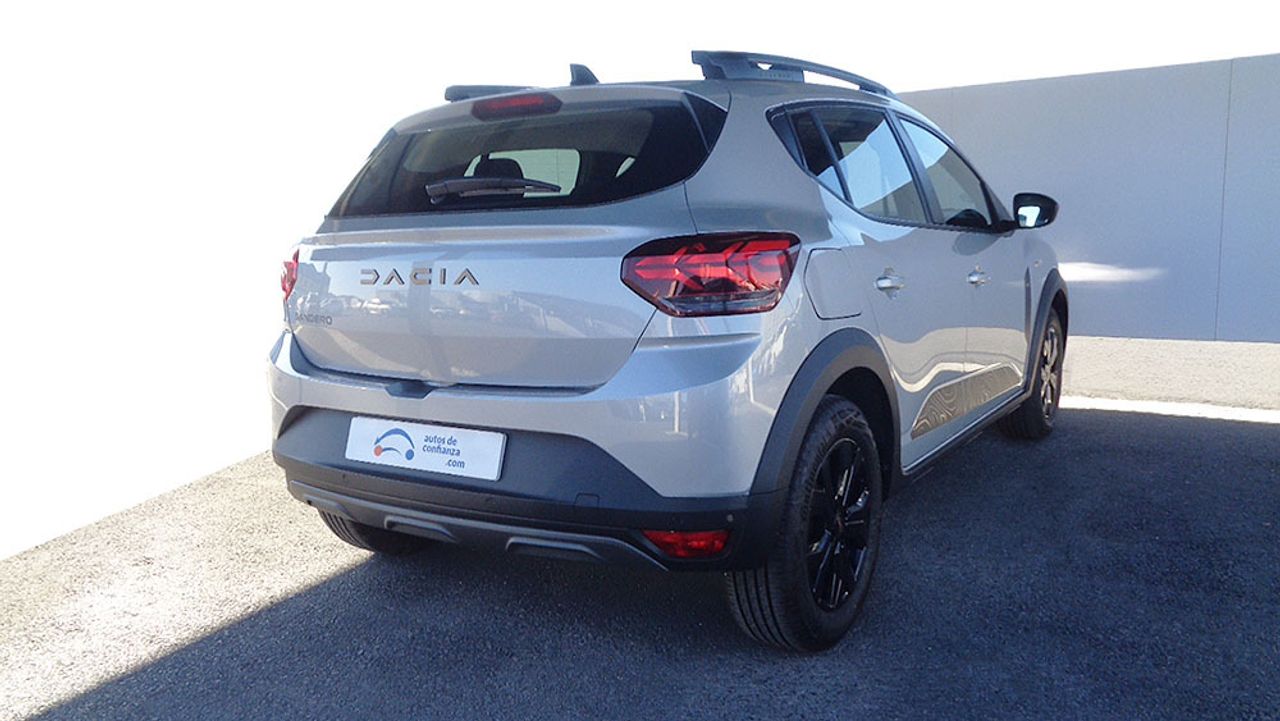 dacia sandero 2024 / foto grande (2)