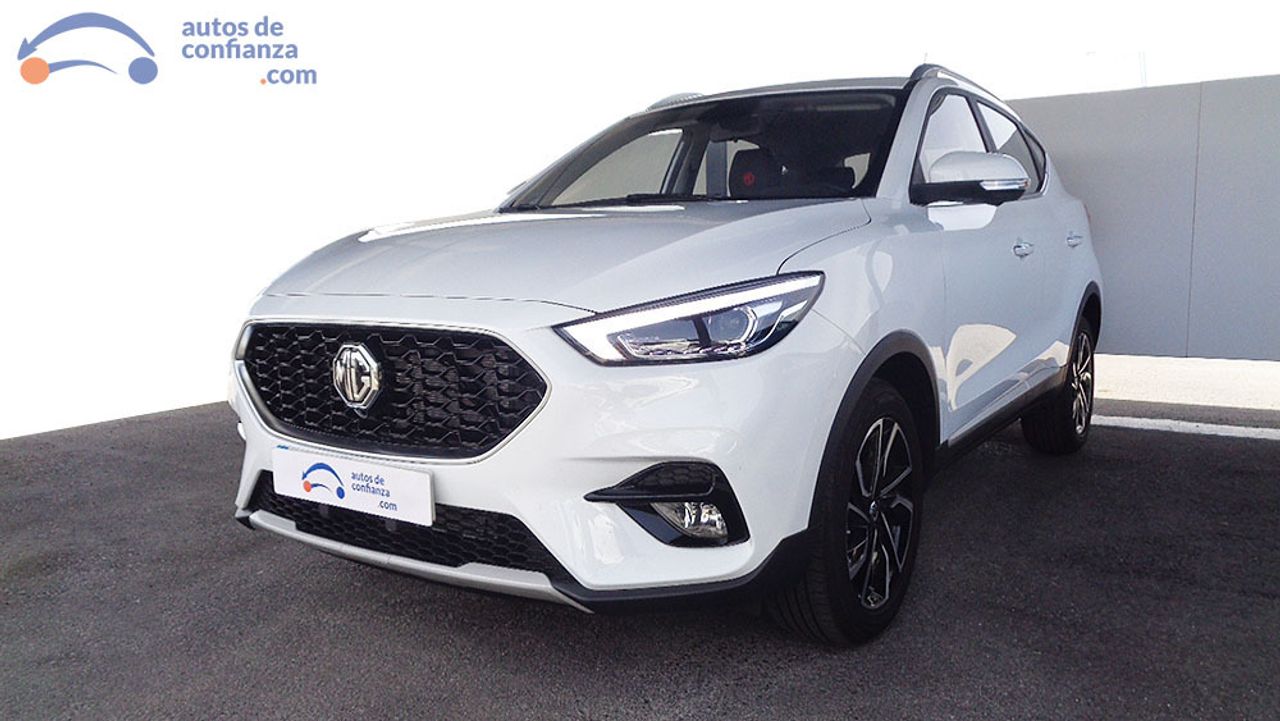Fiat 500 con entrada auxiliar bluetooth  de segunda mano - mg zs 2024 /