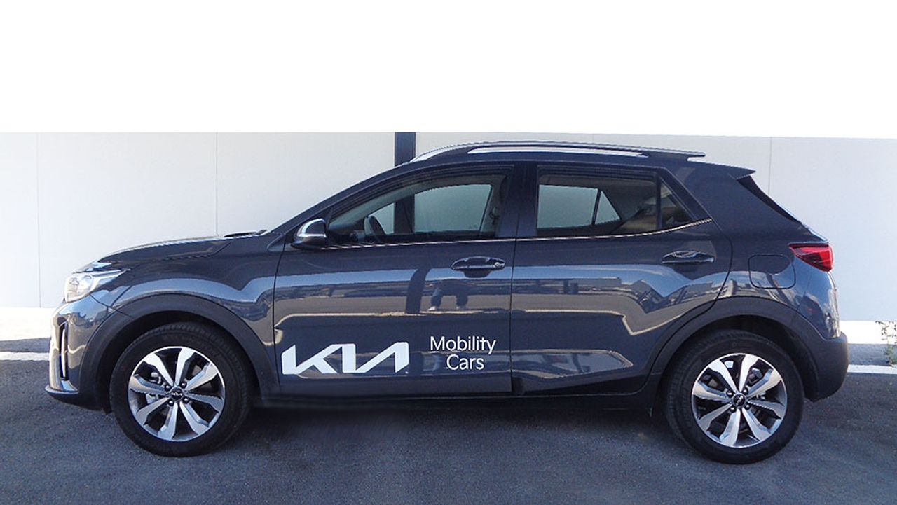 kia stonic 2023 / foto grande (3)