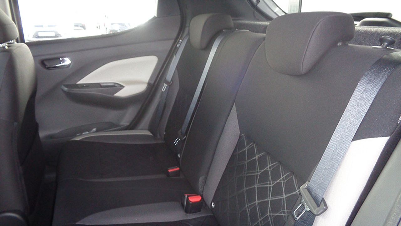 nissan micra 2020 / foto grande (3)