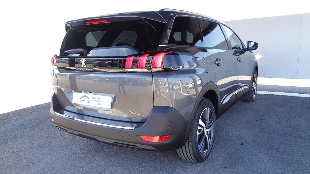 peugeot 5008 2024 / foto grande (2)