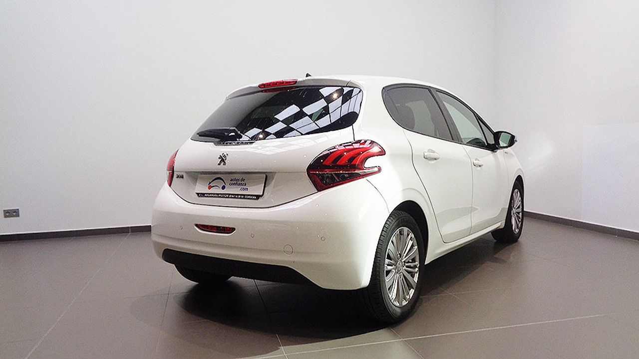 peugeot 208 2016 / foto grande (2)