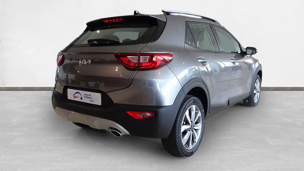kia stonic 2025 / foto grande (3)