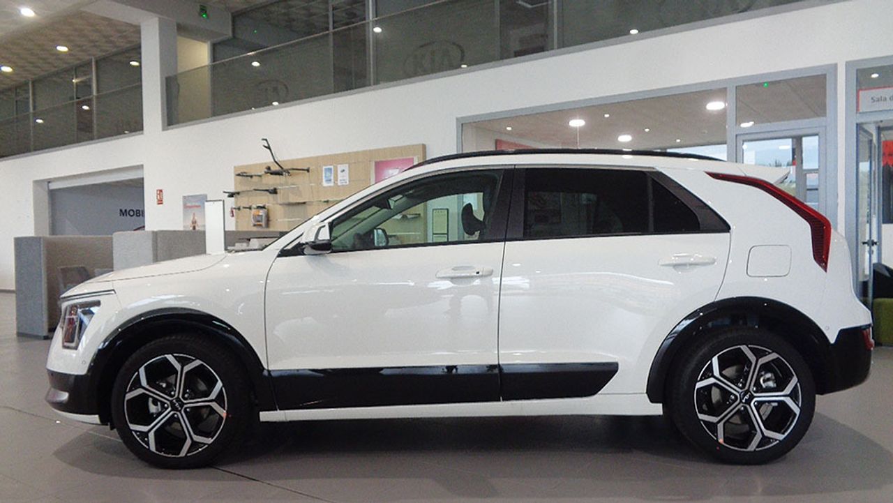 kia niro 2025 / foto grande (3)