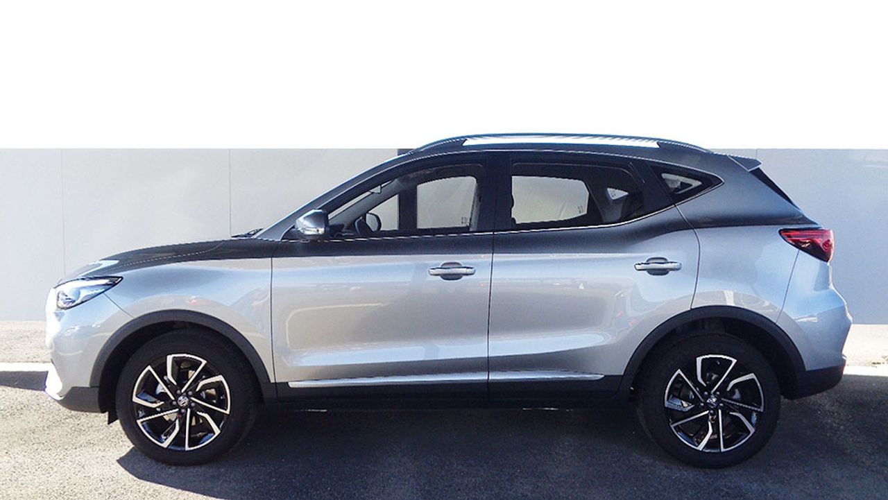 mg zs 2024 / foto grande (3)