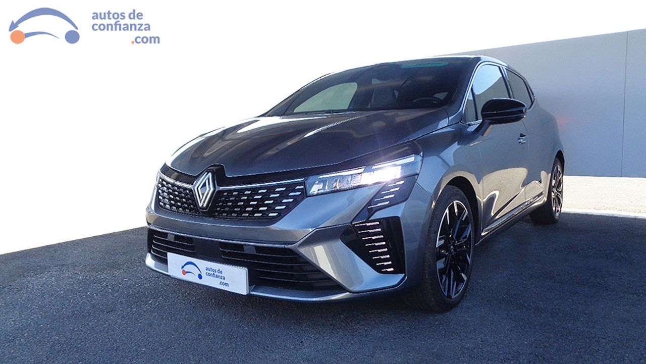 renault clio 2023 /