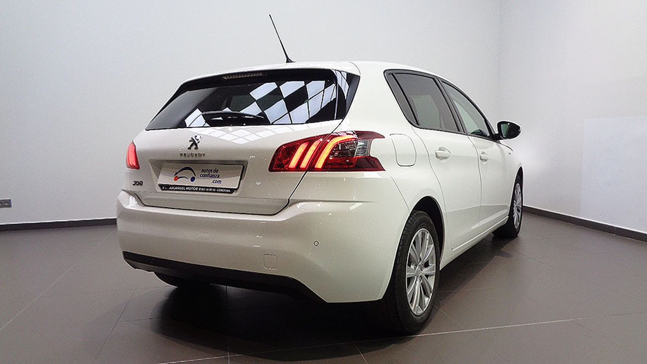 Peugeot 308 1.5 BLUEHDI STYLE - foto 2