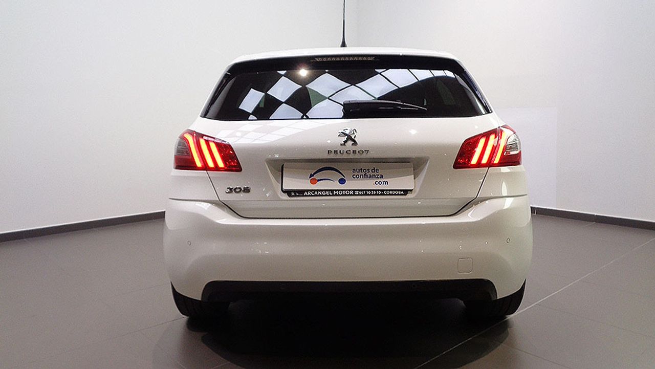 Peugeot 308 1.5 BLUEHDI STYLE - foto 4