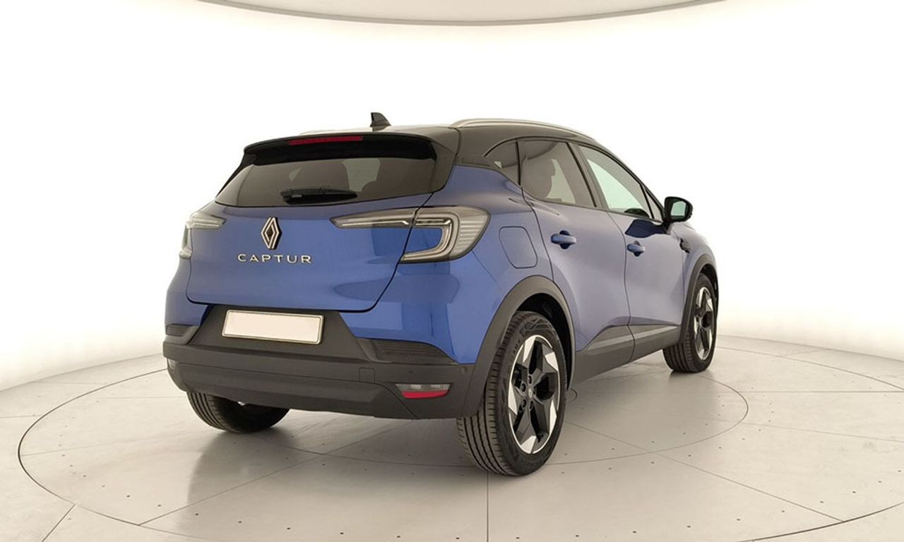 Renault Captur TECHNO MILD HYBRID EDC64289886396291124