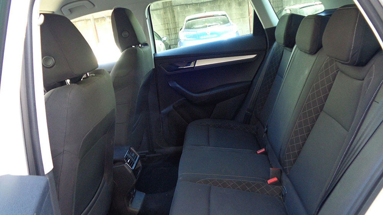 Skoda Karoq 1.5 TSI AMBITION - foto 5