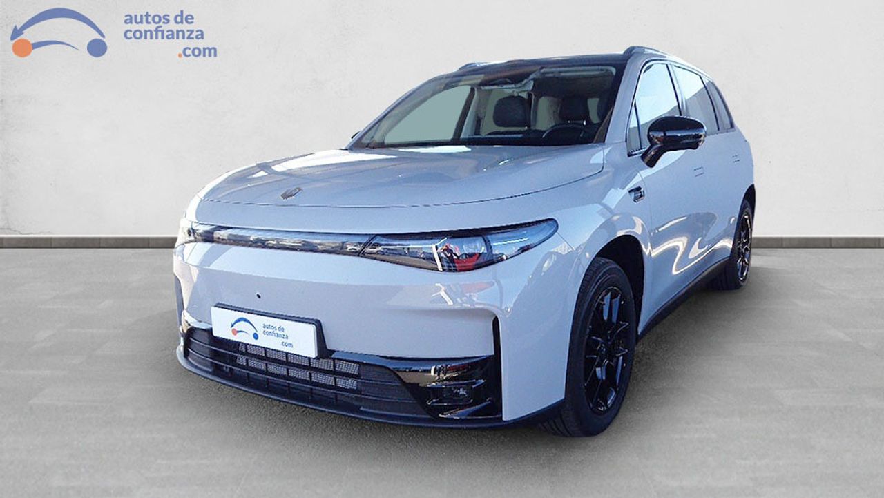 Leapmotor C10 REEV STYLE AUTO