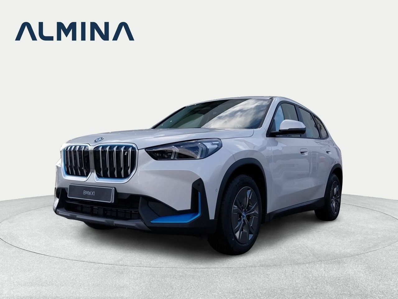 Pajaros de compania  de segunda mano - bmw ix1 2023 /