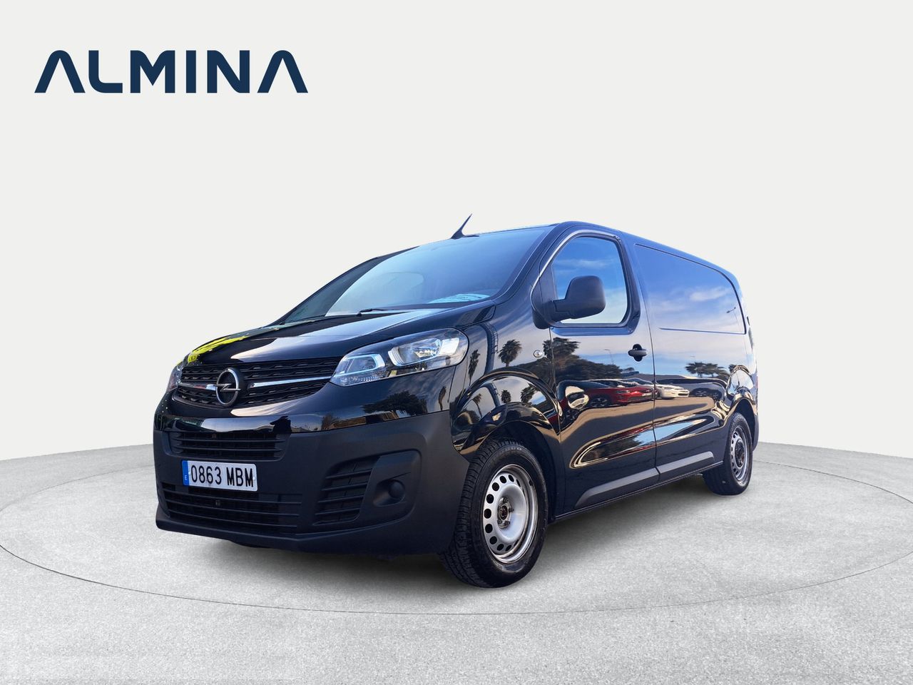 Pajaros de compania  de segunda mano - opel vivaro 2022 /