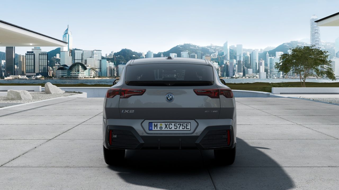 bmw ix2 2025 / foto grande (3)
