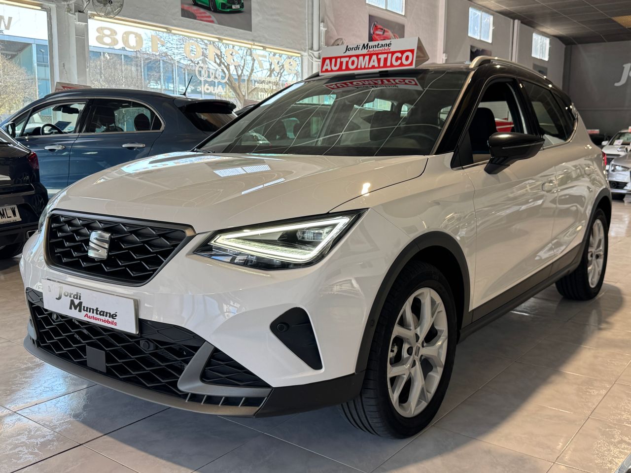 Novedad amplio  de segunda mano - seat arona 2023 /
