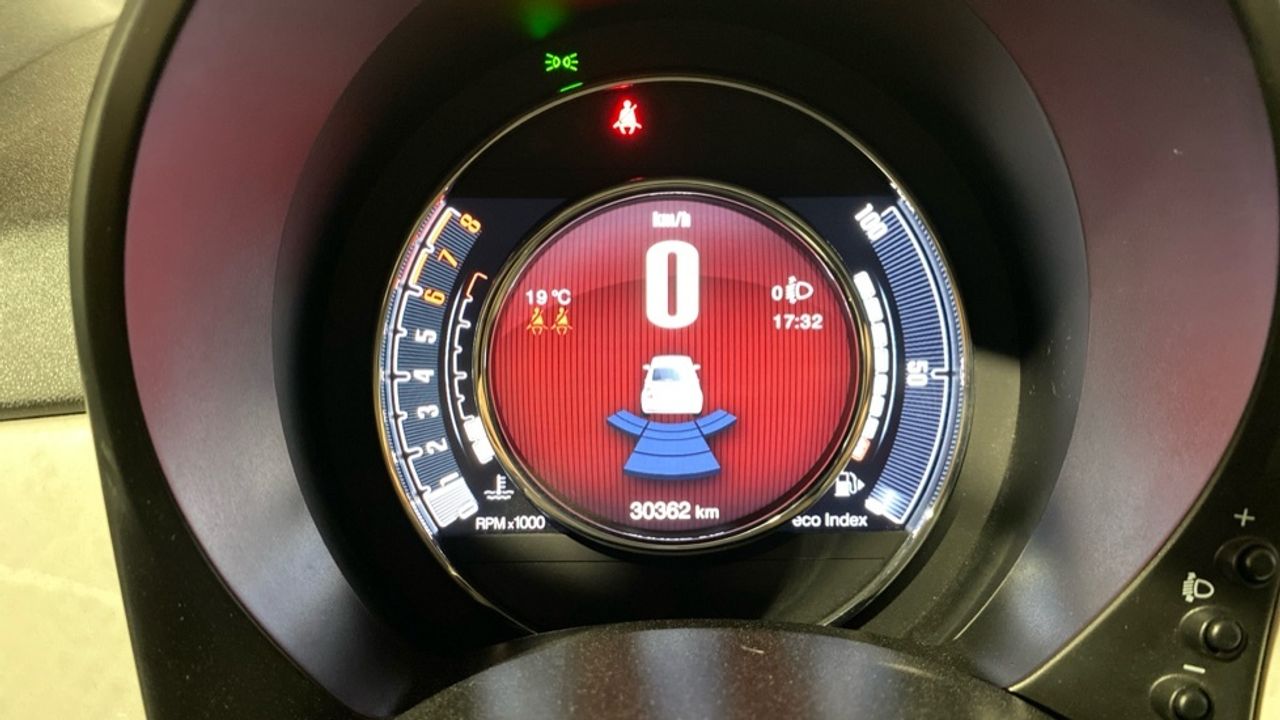 Fiat 500 1.0 Hybrid Dolcevita 51 kW (70 CV) - foto 26