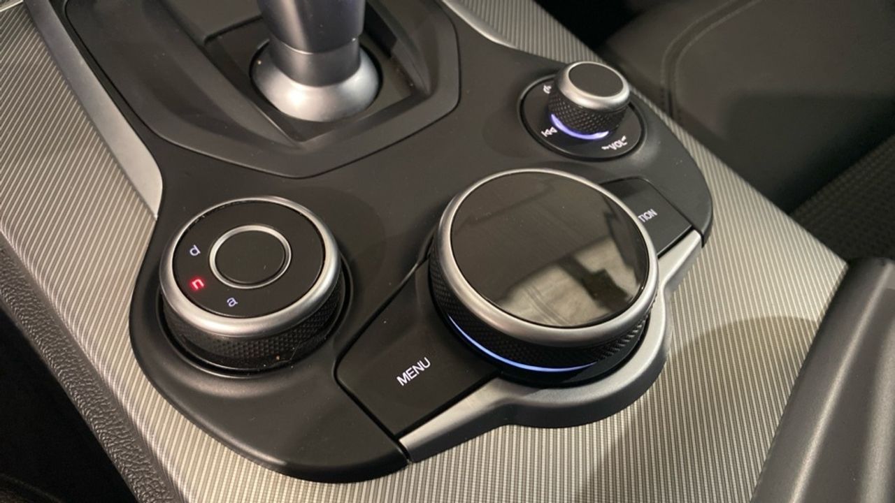 Alfa Romeo Stelvio 2.0 Gasolina Executive AWD 206 kW (280 CV - foto 32