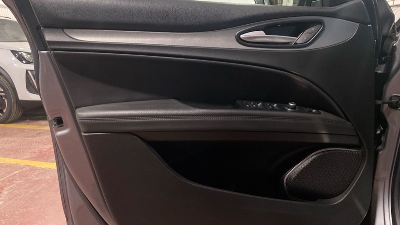 Alfa Romeo Stelvio 2.0 Gasolina Executive AWD 206 kW (280 CV - foto 19
