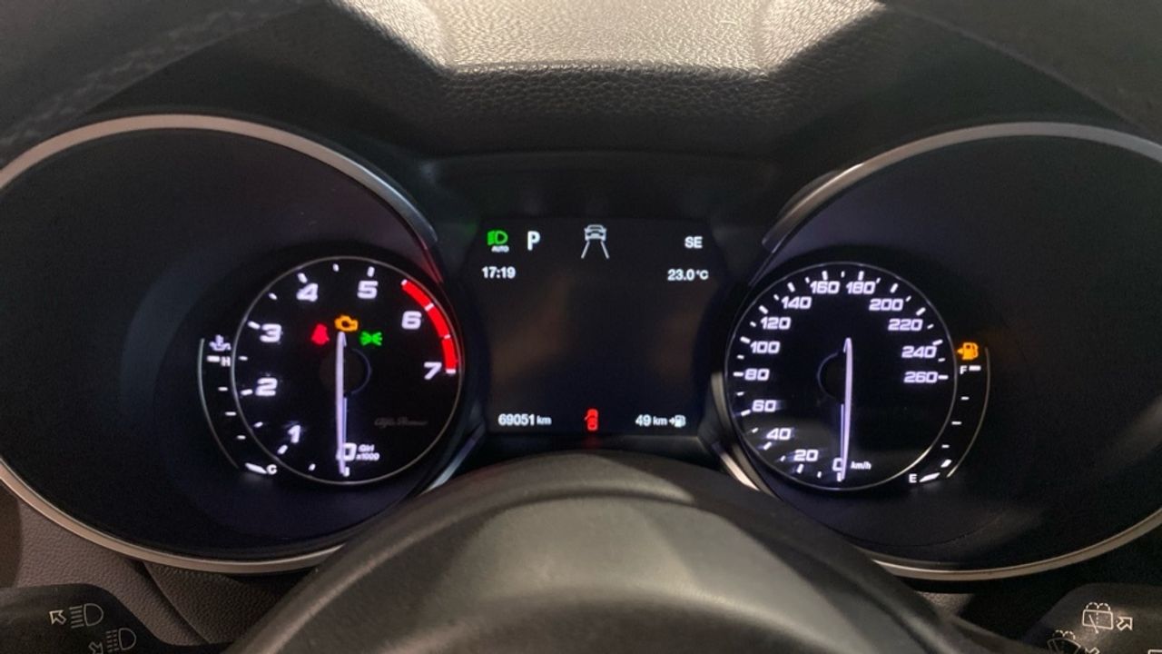 Alfa Romeo Stelvio 2.0 Gasolina Executive AWD 206 kW (280 CV - foto 10