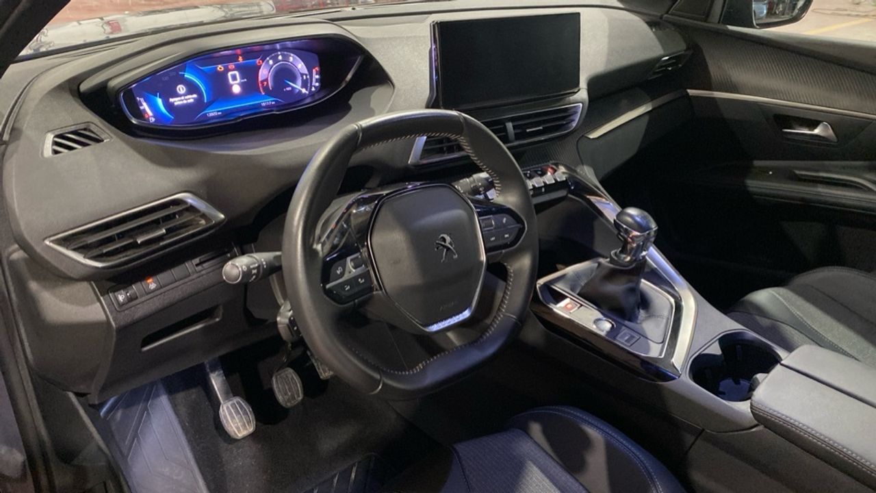 Peugeot 3008 PureTech 130 S&S Allure Pack 96 kW (130 CV) - foto 21