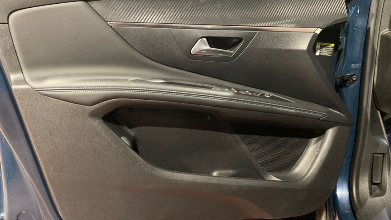 Peugeot 3008 PureTech 130 S&S Allure Pack 96 kW (130 CV) - foto 19