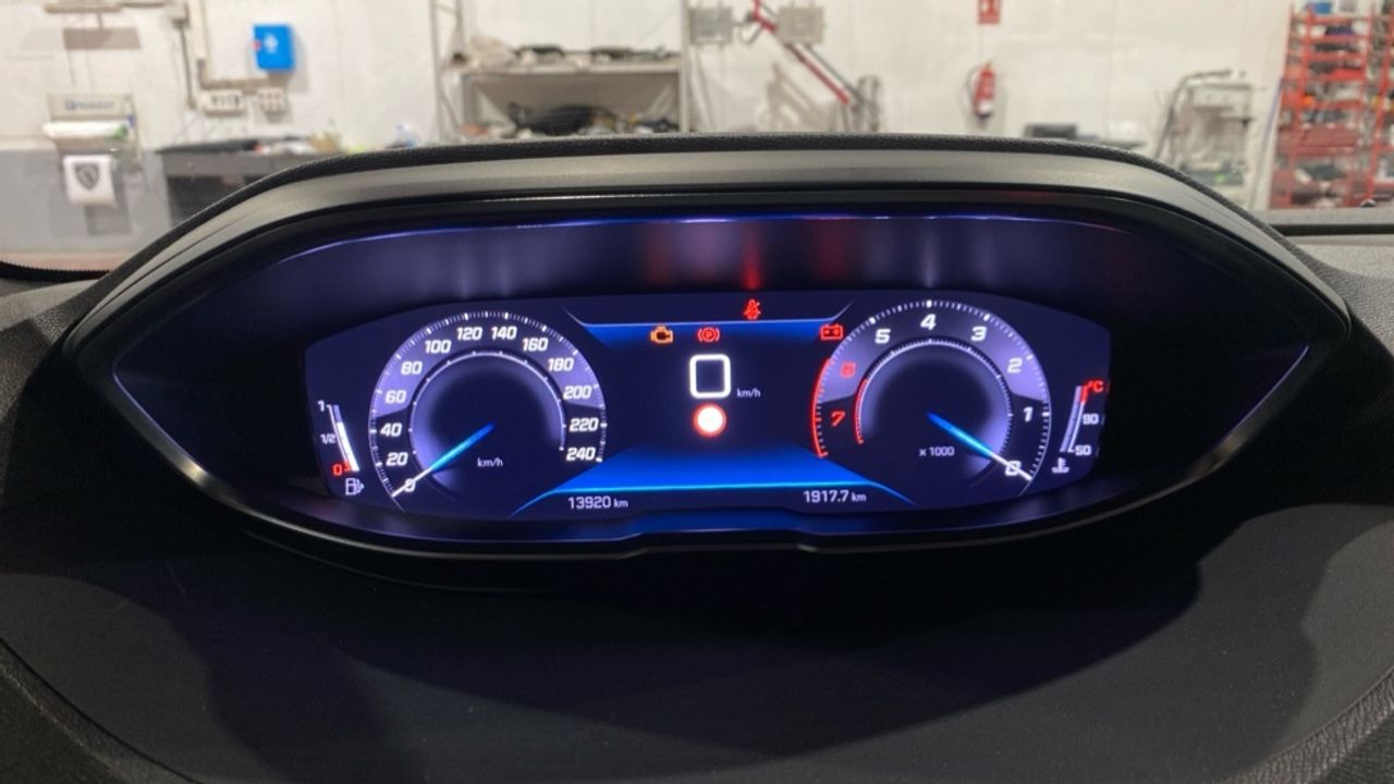 Peugeot 3008 PureTech 130 S&S Allure Pack 96 kW (130 CV) - foto 10