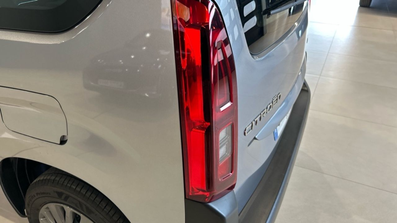 Citroën Berlingo BlueHDi 100 S&S Plus Talla M 75 kW (102 CV) - foto 17