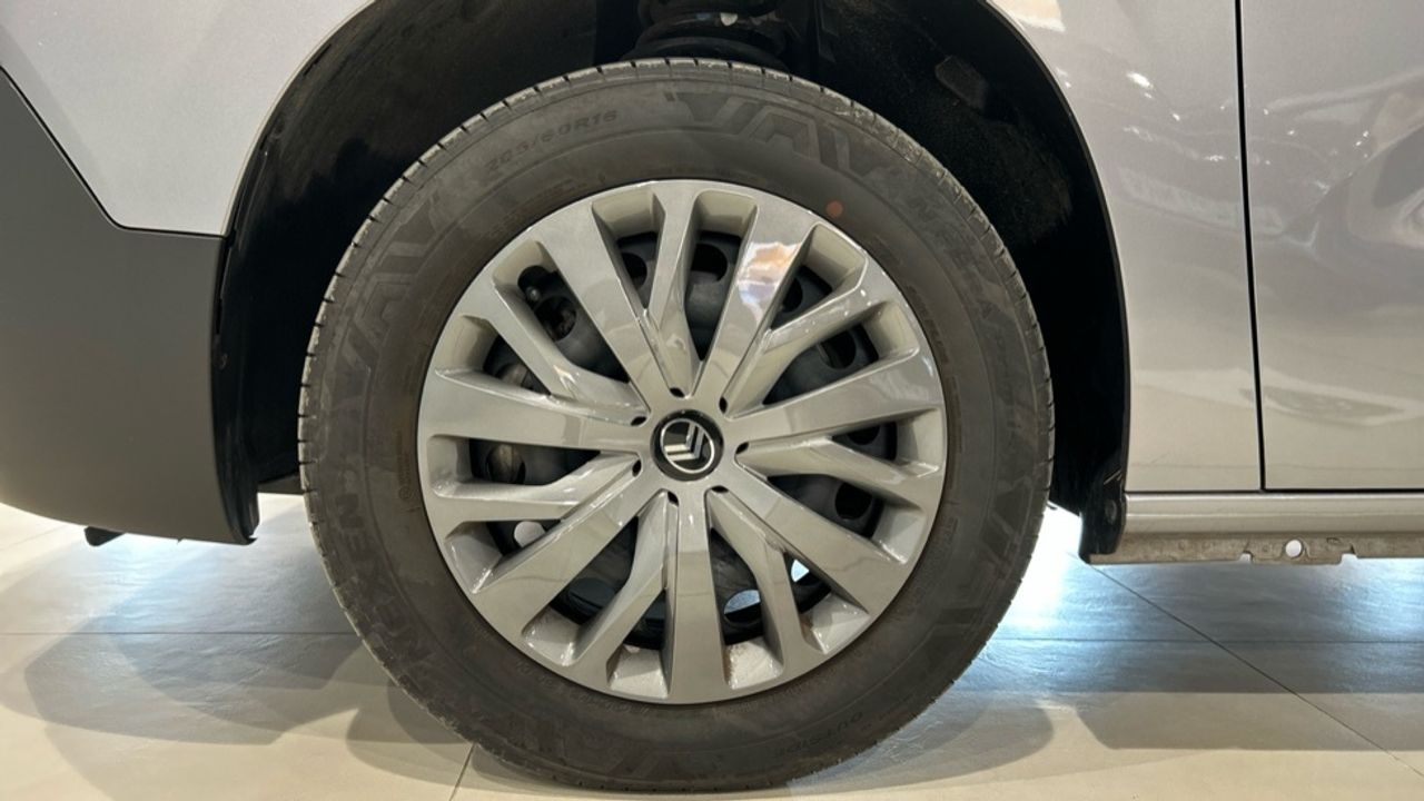 Citroën Berlingo BlueHDi 100 S&S Plus Talla M 75 kW (102 CV) - foto 13