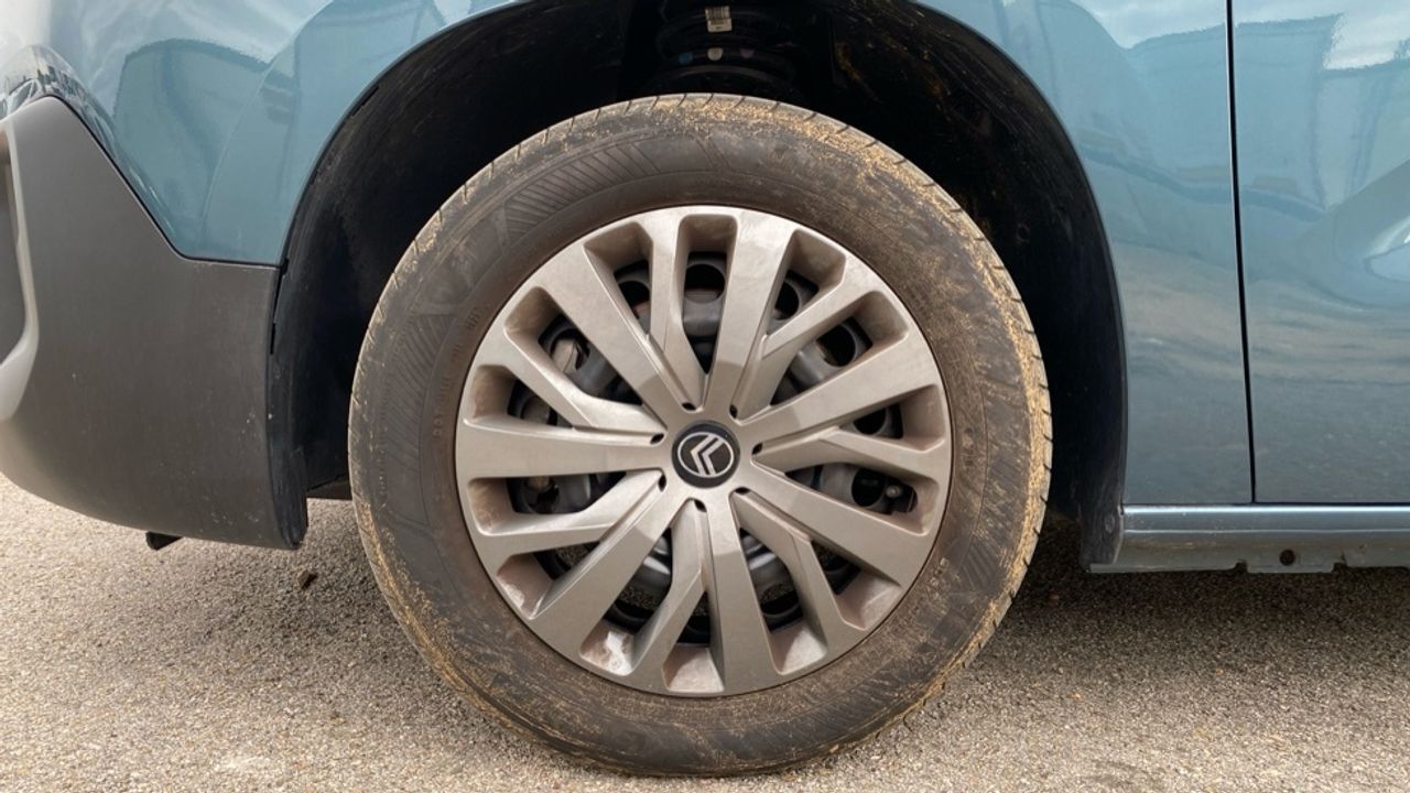Citroën Berlingo BlueHDi 100 S&S Plus Talla M 75 kW (102 CV) - foto 13