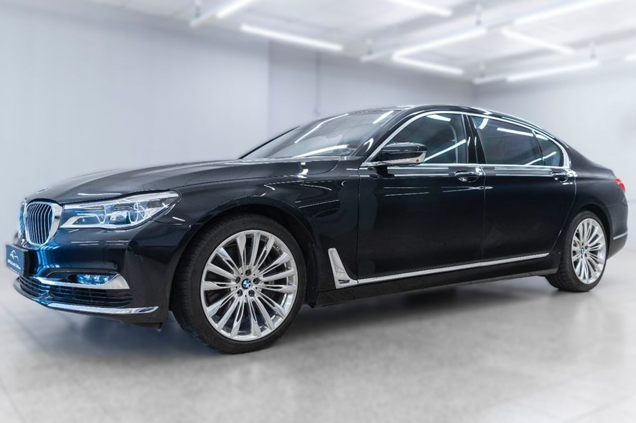 Foto bmw serie 7 2017 /