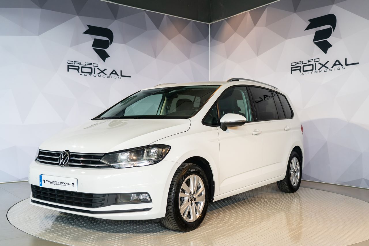 Foto volkswagen touran 2022 /