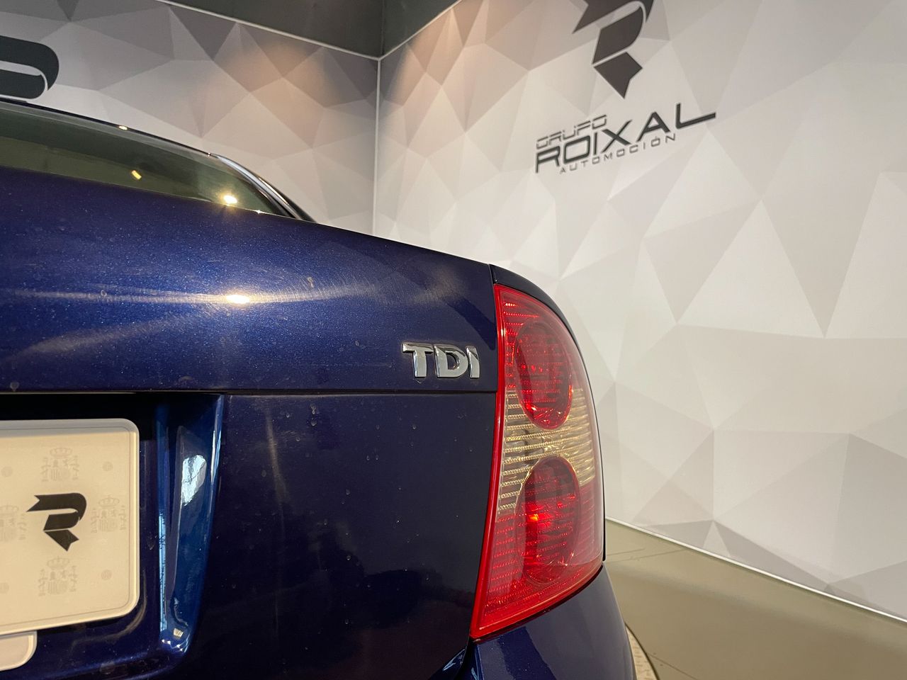 Volkswagen Passat 1.9 TDI 100 - foto 9