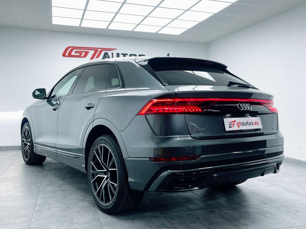 Foto audi q8 2018 /