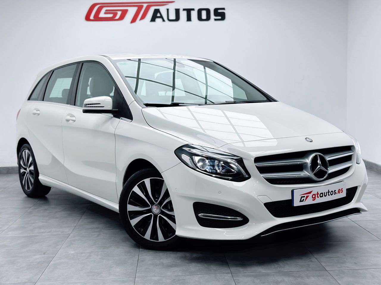 foto de mercedes clase b 2015 de segunda mano