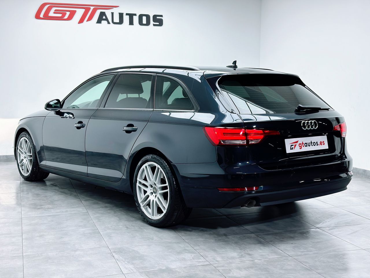 audi a4 avant 2016 /