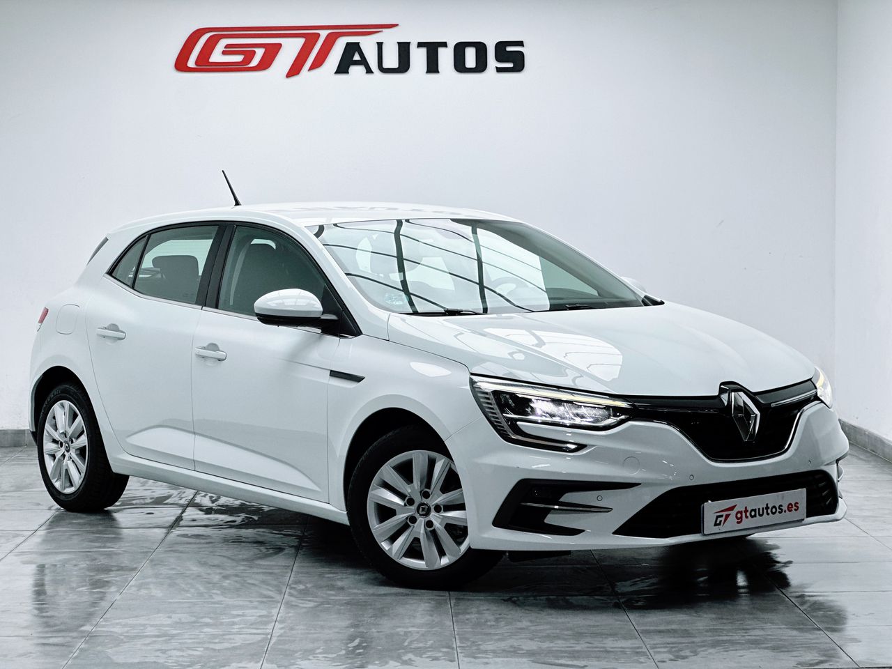 renault megane 2021 /
