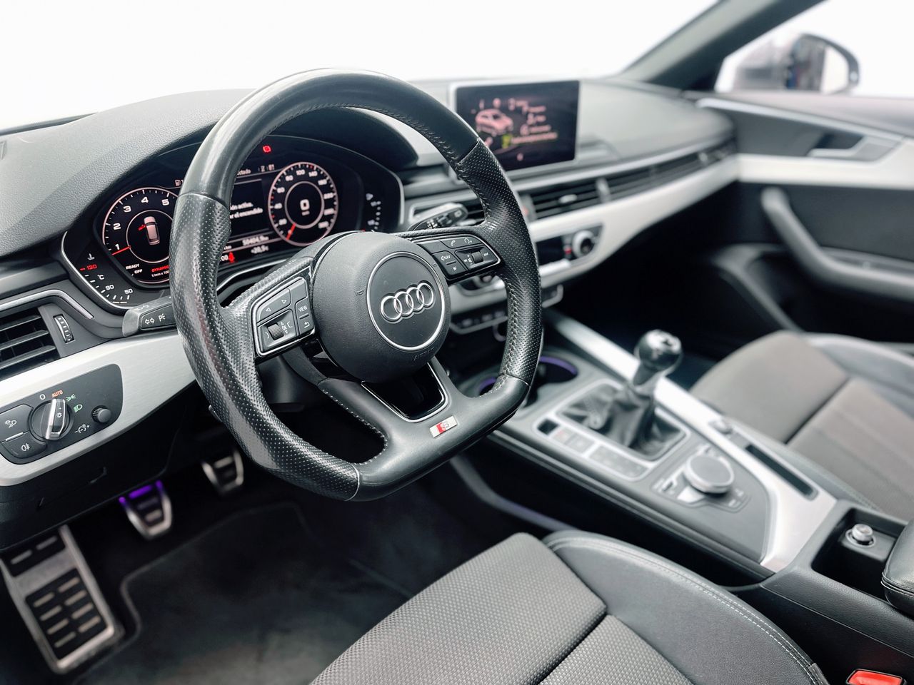 audi a4 avant 2018 /