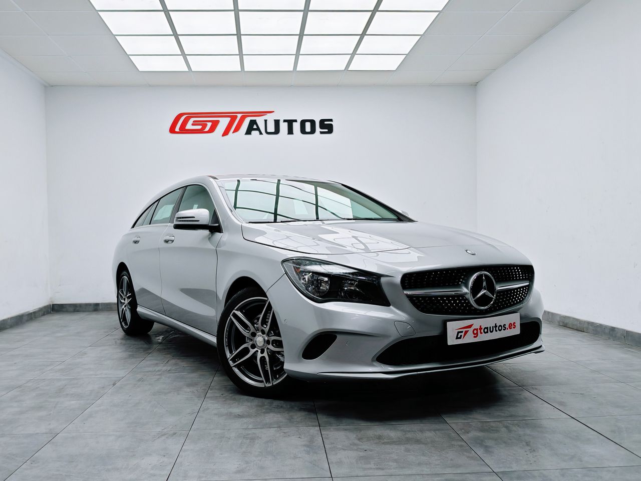 mercedes cla 2017 /