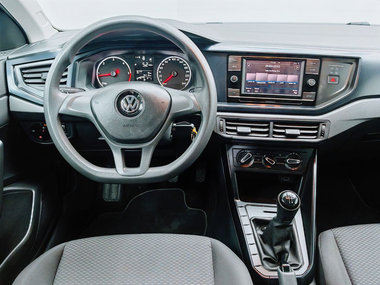 volkswagen polo 2018 / foto grande (2)
