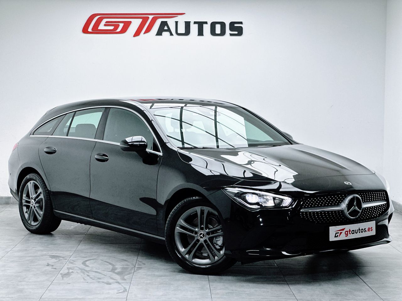 Volante de cuero multifuncional  de segunda mano - mercedes cla 2019 /