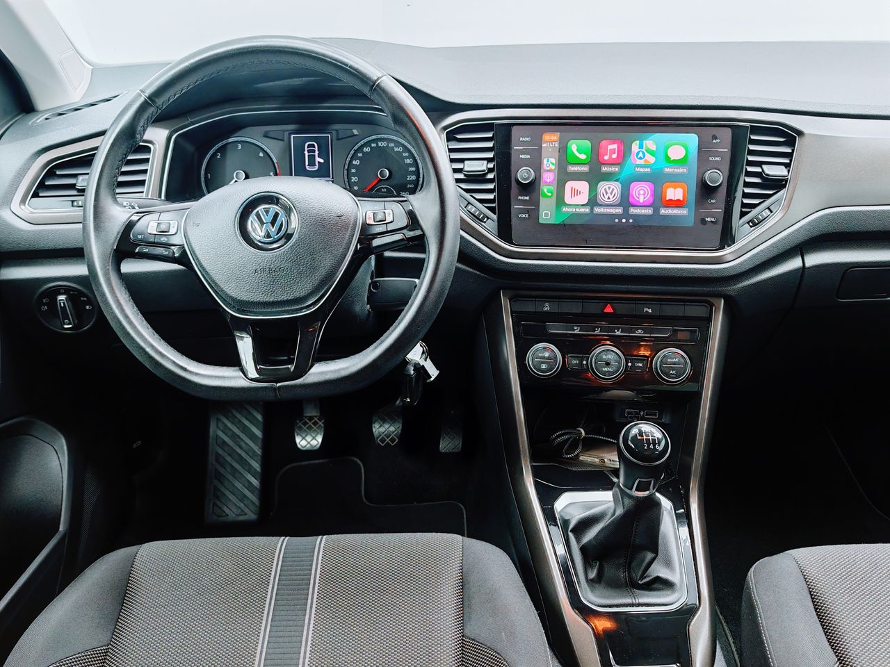 volkswagen t-roc 2019 / foto grande (2)