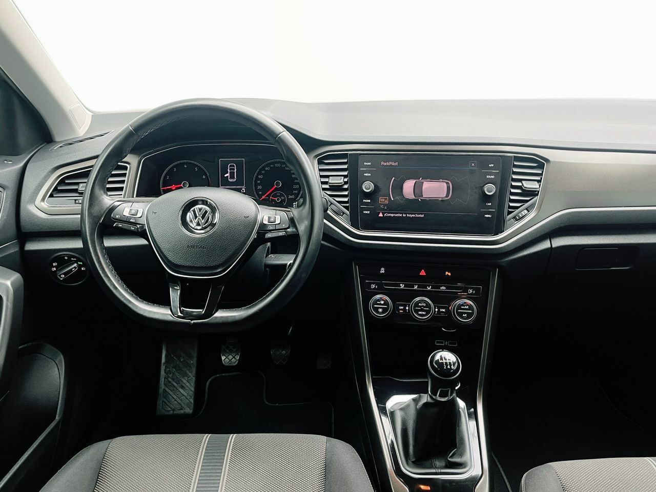volkswagen t-roc 2018 / foto grande (3)
