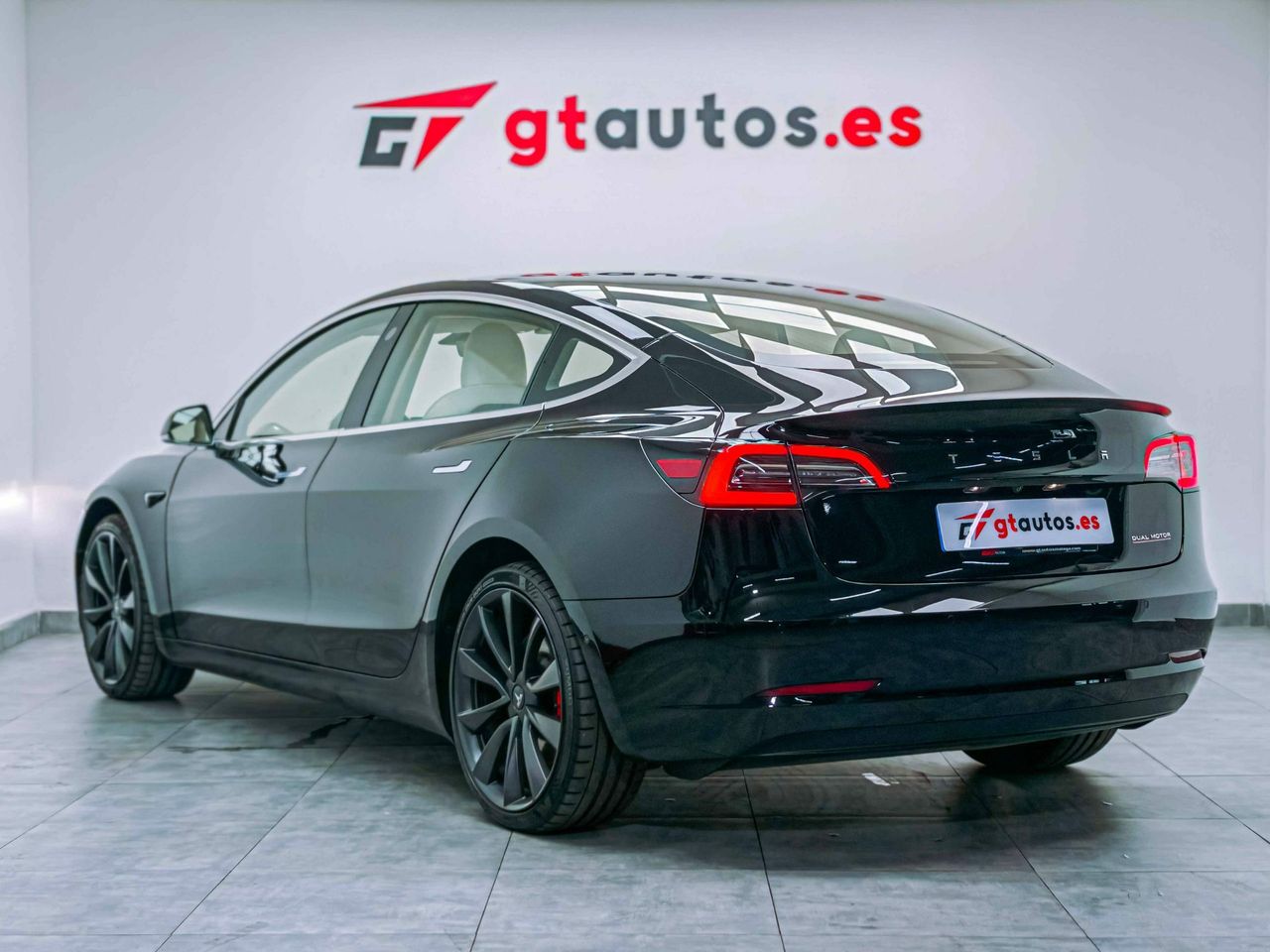 Foto tesla model 3 2020 /