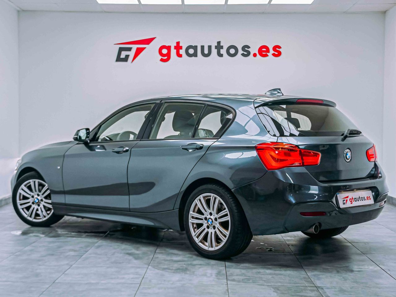 bmw serie 1 2016 /