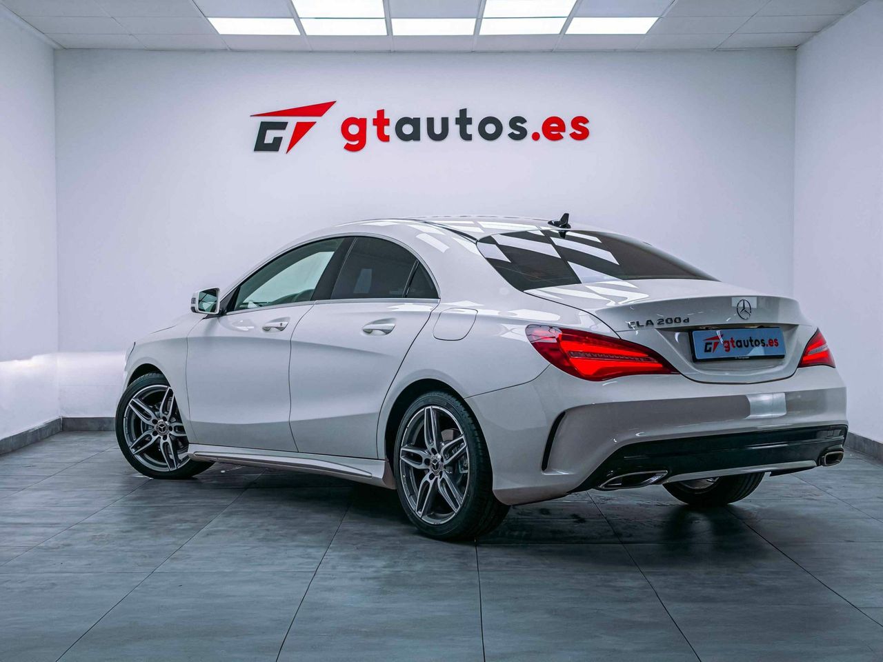 mercedes cla 2017 /