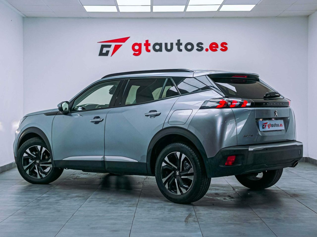 peugeot 2008 2021 /