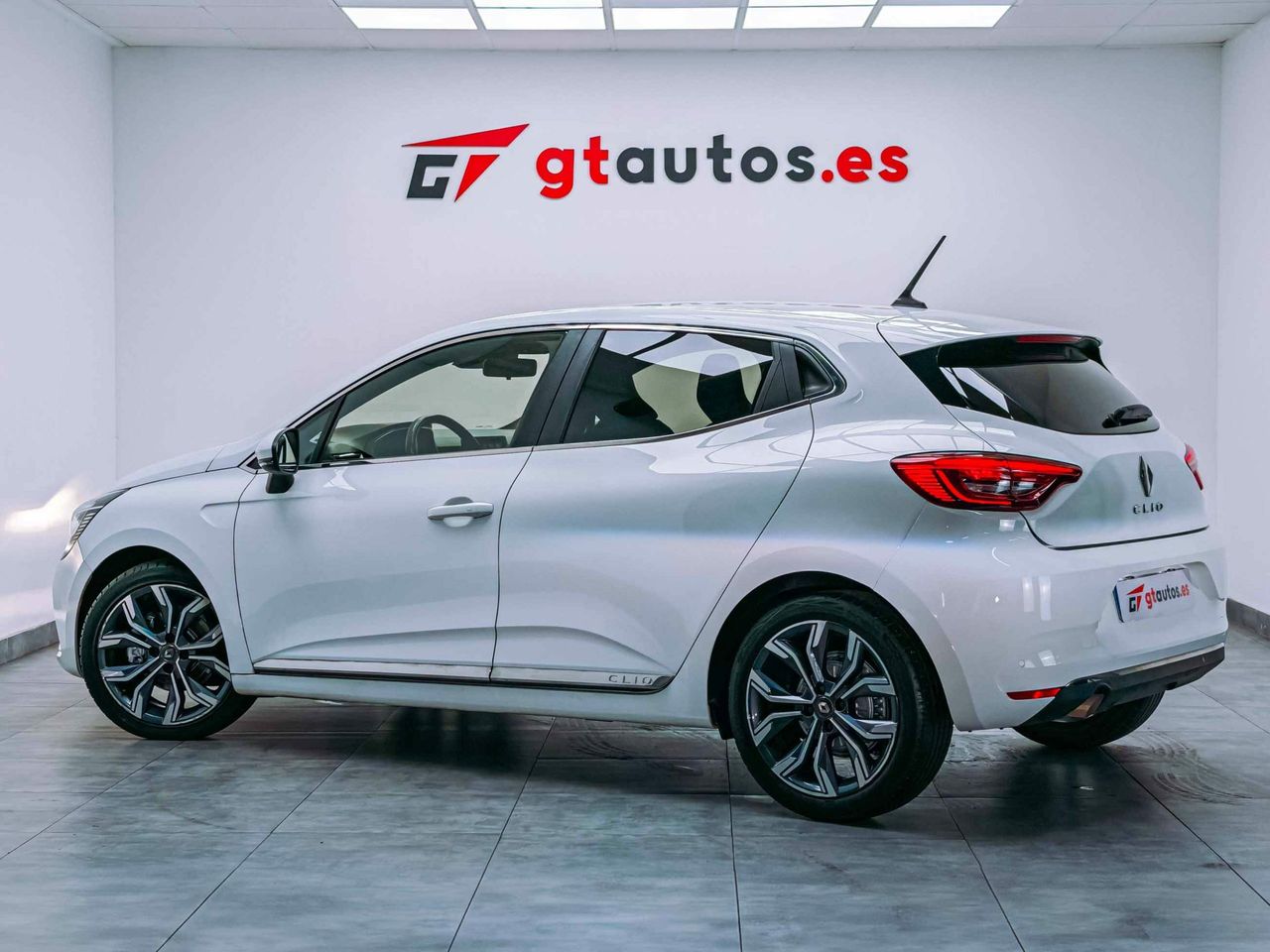 renault clio 2020 /