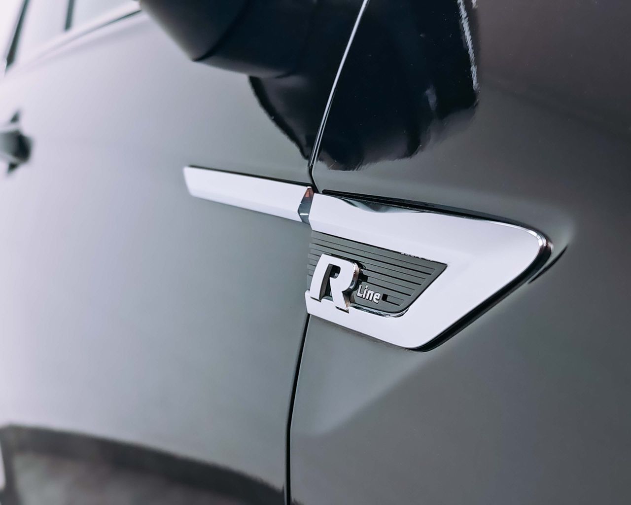 Volkswagen Tiguan 2.0 TDI R-Line DSG Sport BlueMotion 150CV - foto 21